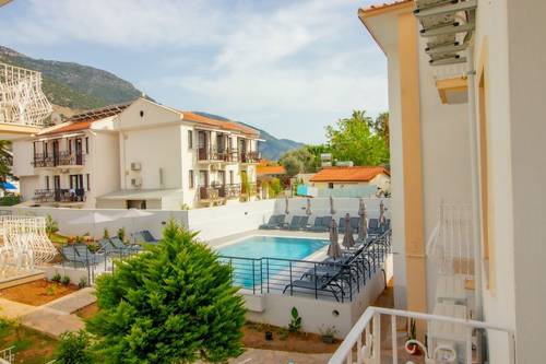 Celeste Hotel