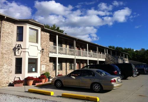 East Street Inn Suites
