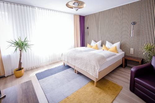 Franconia City Hotel
