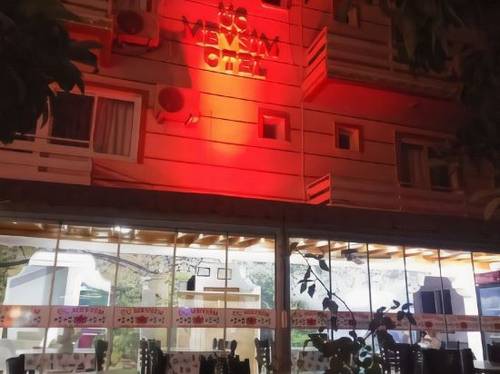 Üç Mevsim Hotel