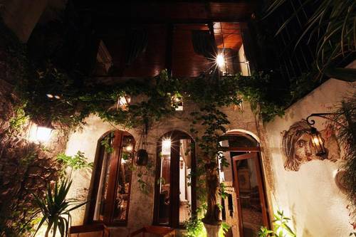 Antique Celtik House