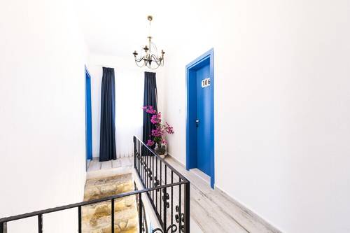 Delos Otel