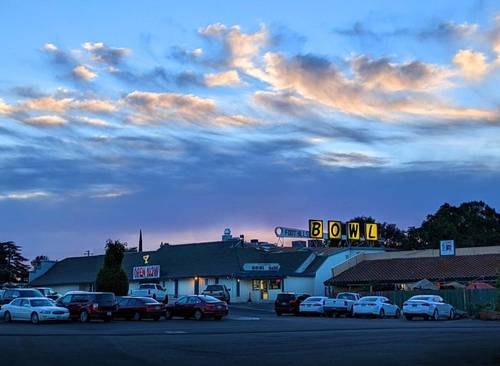 The Foothills Motel