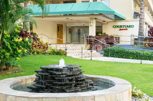 Courtyard Waikiki Beach