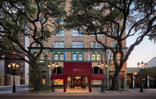 Pontchartrain Hotel