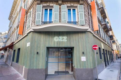 Hotel Ozz by HappyCulture