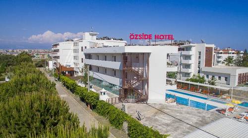 Side Resort Annex