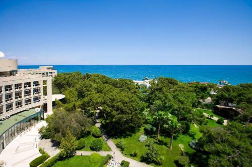 Perre La Mer Resort and Spa