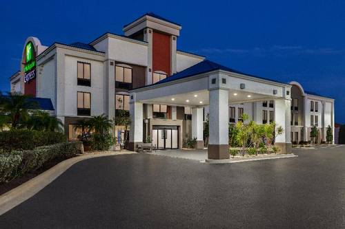 Holiday Inn Express Vero Beach-West (I-95) 