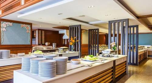 Cholchan Pattaya Beach Resort