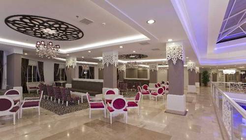Serenis Hotel