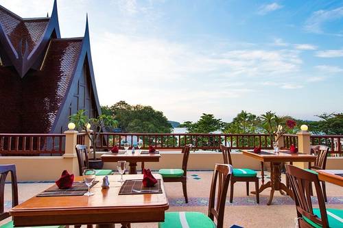 Chanalai Garden Resort 