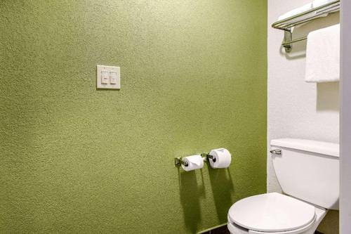 Sleep Inn & Suites Lakeside