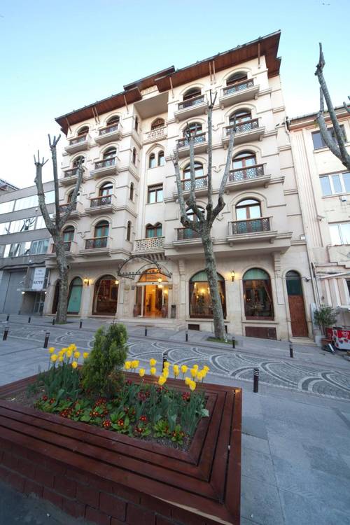 Sultanhan Boutique