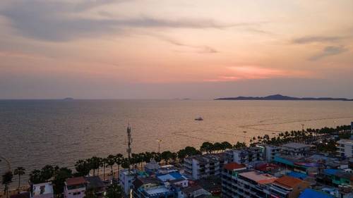 Jomtien Thani Hotel
