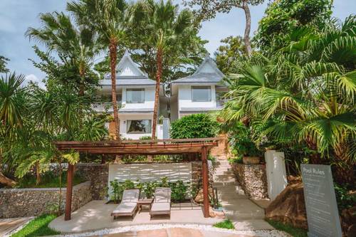 Rocky's Boutique Resort- a Veranda