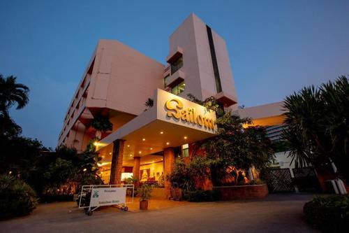 Sailom Hotel