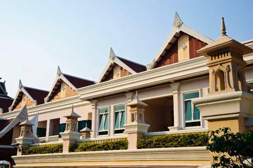 Grand Pacific Sovereign Resort & Spa