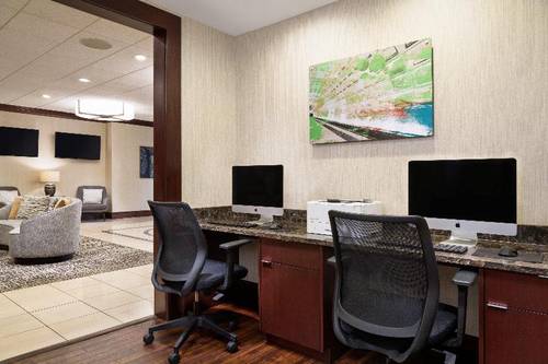Holiday Inn National Airport / Crystal City