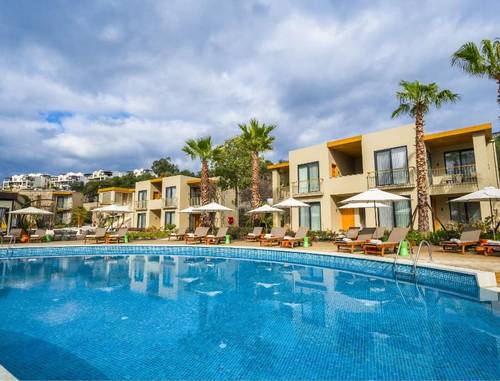 Helis Suites