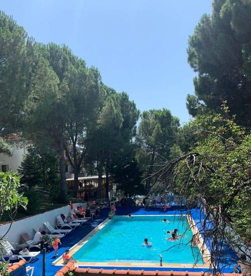 Seasons Park Resort