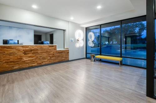 ECHO Suites Extended Stay Indianapolis Ameriplex