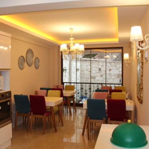 Rolex Hotel