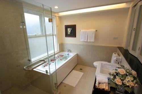 Hope Land Hotel Sukhumvit 24
