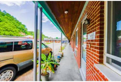 Travelers Inn By Oyo Beaver, Hwy 19