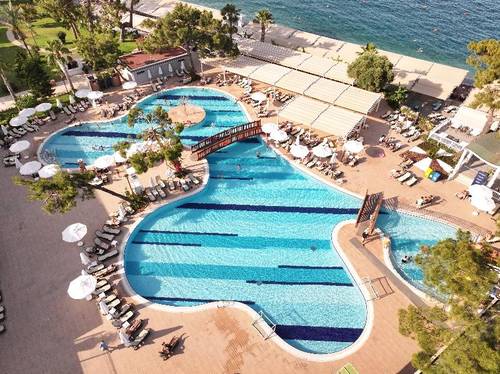 Crystal Aura Beach