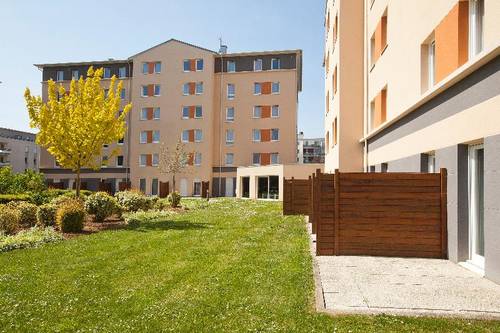 Sejours & Affaires Caen Le Clos Beaumois