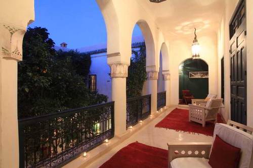 Riad Sara & Sara Srira