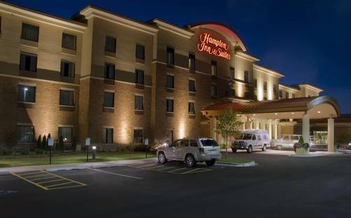 Hampton Inn & Suites Madison West
