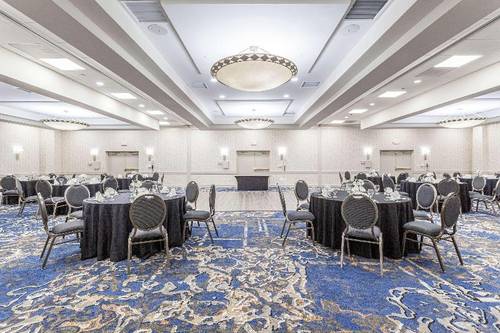 DoubleTree by Hilton Hotel Memphis