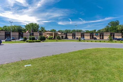 Quality Inn Central Albany