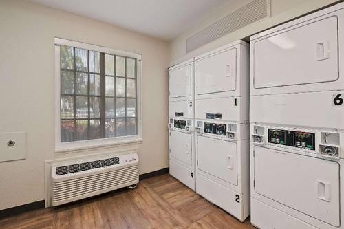 Extended Stay America-Miami-Airport-Blue Lagoon