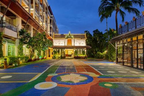 Thanthip Beach Resort