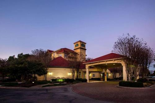 La Quinta Inn & Suites Austin Southwest at Mopac