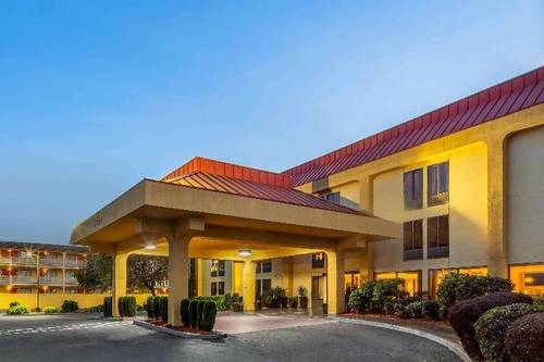 La Quinta Inn & Suites Oakland Airport Coliseum