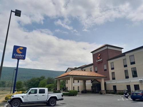 Comfort Suites Altoona Area