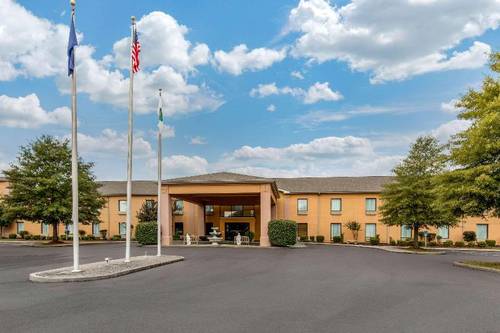 Quality Inn & Suites Benton - Draffenville