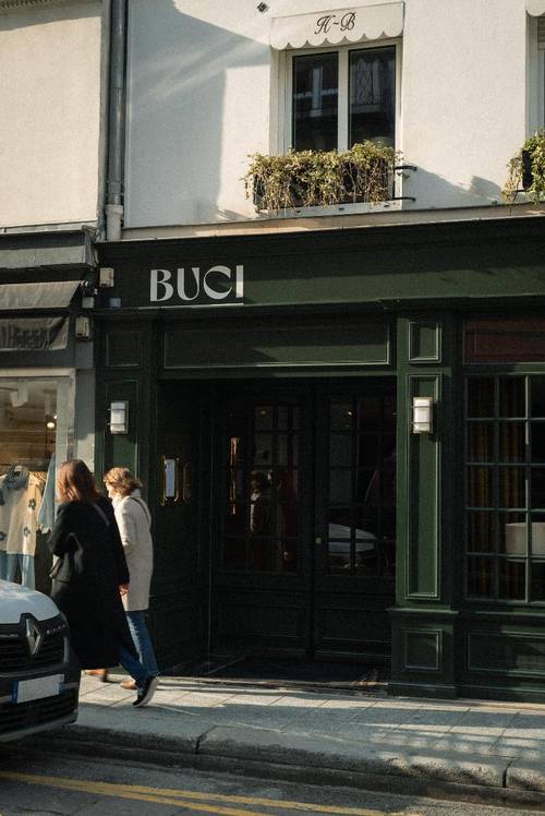 De Buci