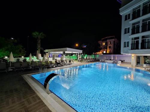 Lara World Hotel