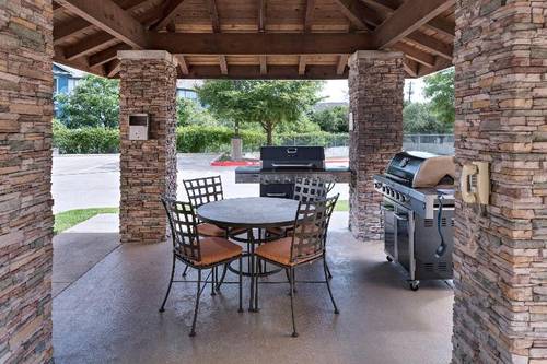 Staybridge Suites Austin