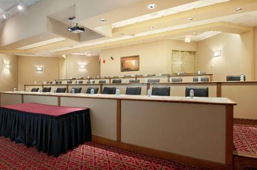Hilton Phoenix Airport