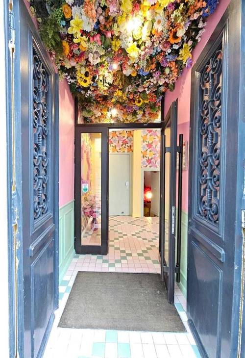 Pink Hotel