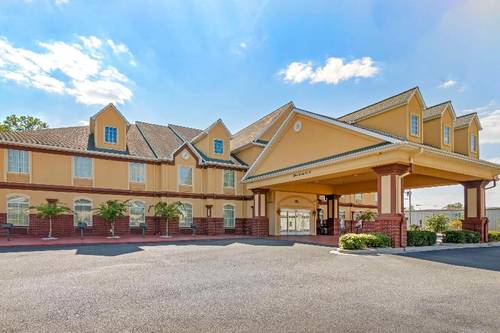 Best Western Plus Bradbury Inn & Suites