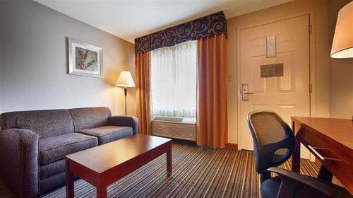 Quality Inn Airport I-240
