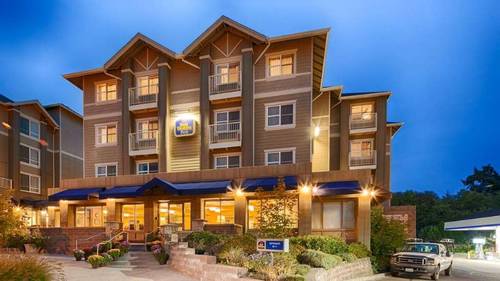 Bainbridge Island Suites