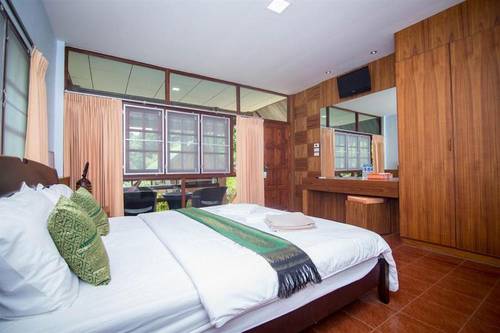 Mountain Resort Koh Lipe